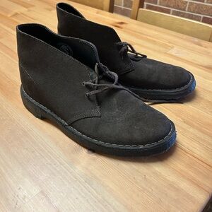 Men's Clarks Brown Suede Desert Boots